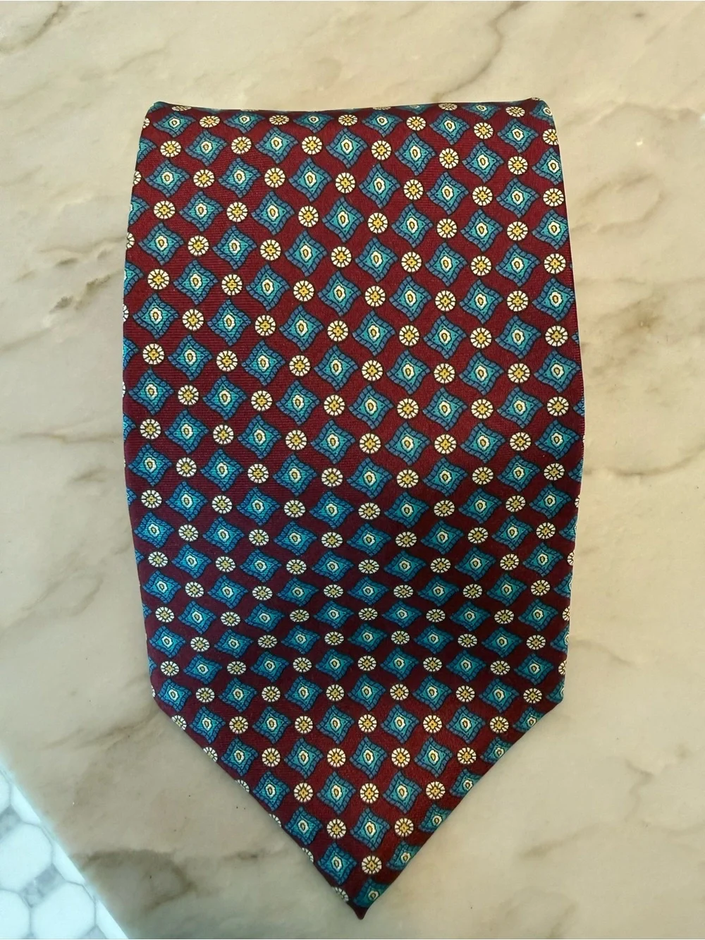 Spencer & Lowe Classic Men's Burgundy Geo-Pattern Silk Tie